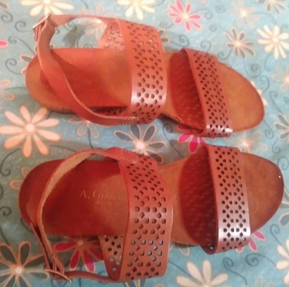 A Gianetti Brown leather sandals size 8